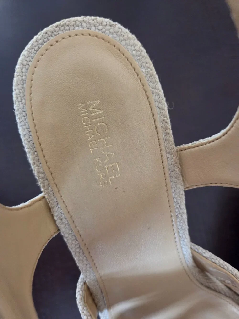 Michael Kors Berkley Canvas Espadrille Wedge Sandals Size 9.5 Tan Zip Preppy